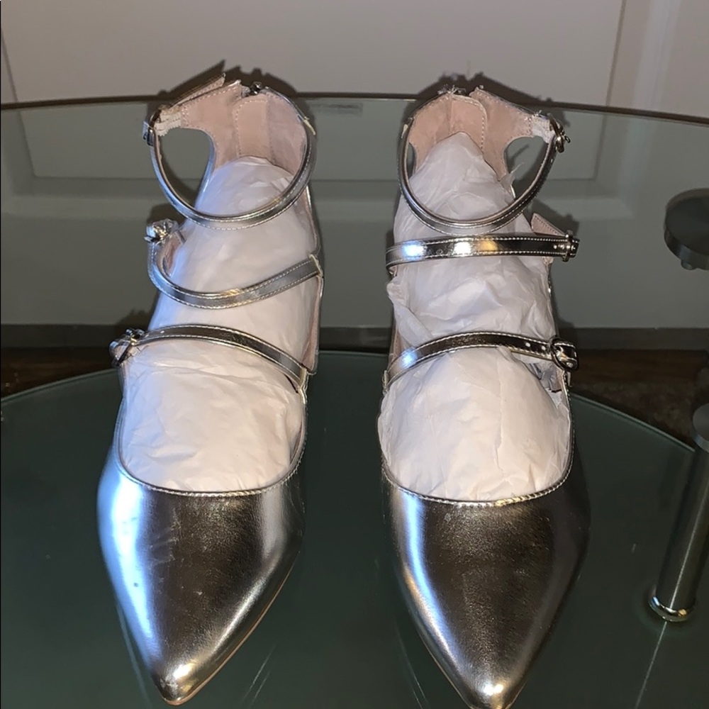 STEVEN by Steve Madden Gantry Ballet Flat. Silver